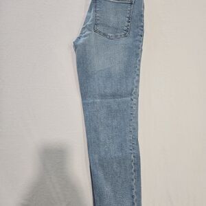 Kut from the Kloth Light Blue Cropped Ankle Jeans